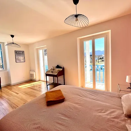 Holiday home Refuge De Luxe Pour Les Amoureux De La Montagne Pouzac