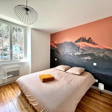 Holiday home Refuge De Luxe Pour Les Amoureux De La Montagne Pouzac