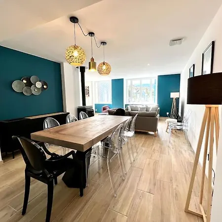 Refuge De Luxe Pour Les Amoureux De La Montagne